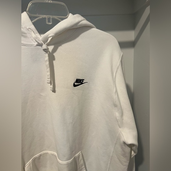 nike hoodie - Picture 4 of 4